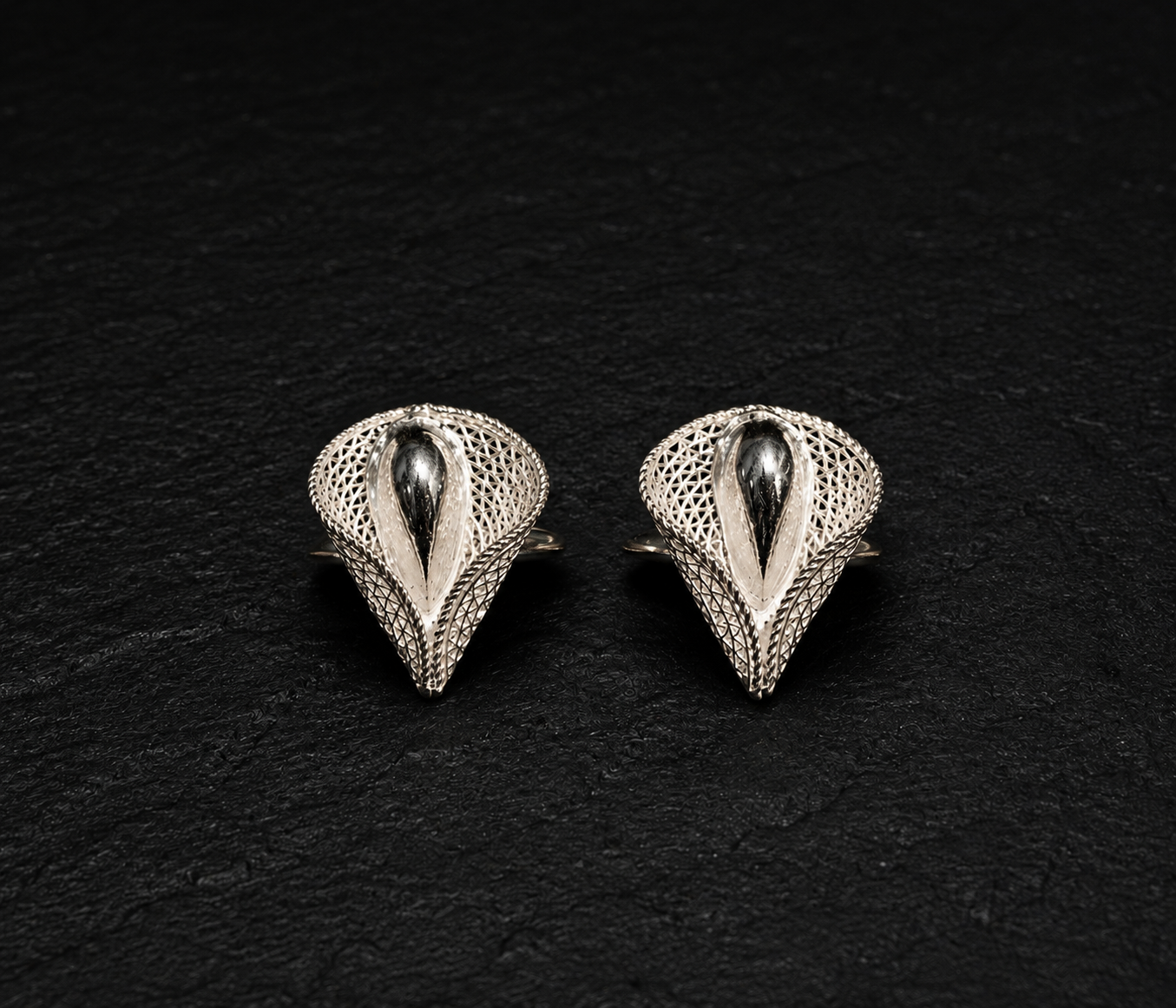 Dhatura Toe Ring