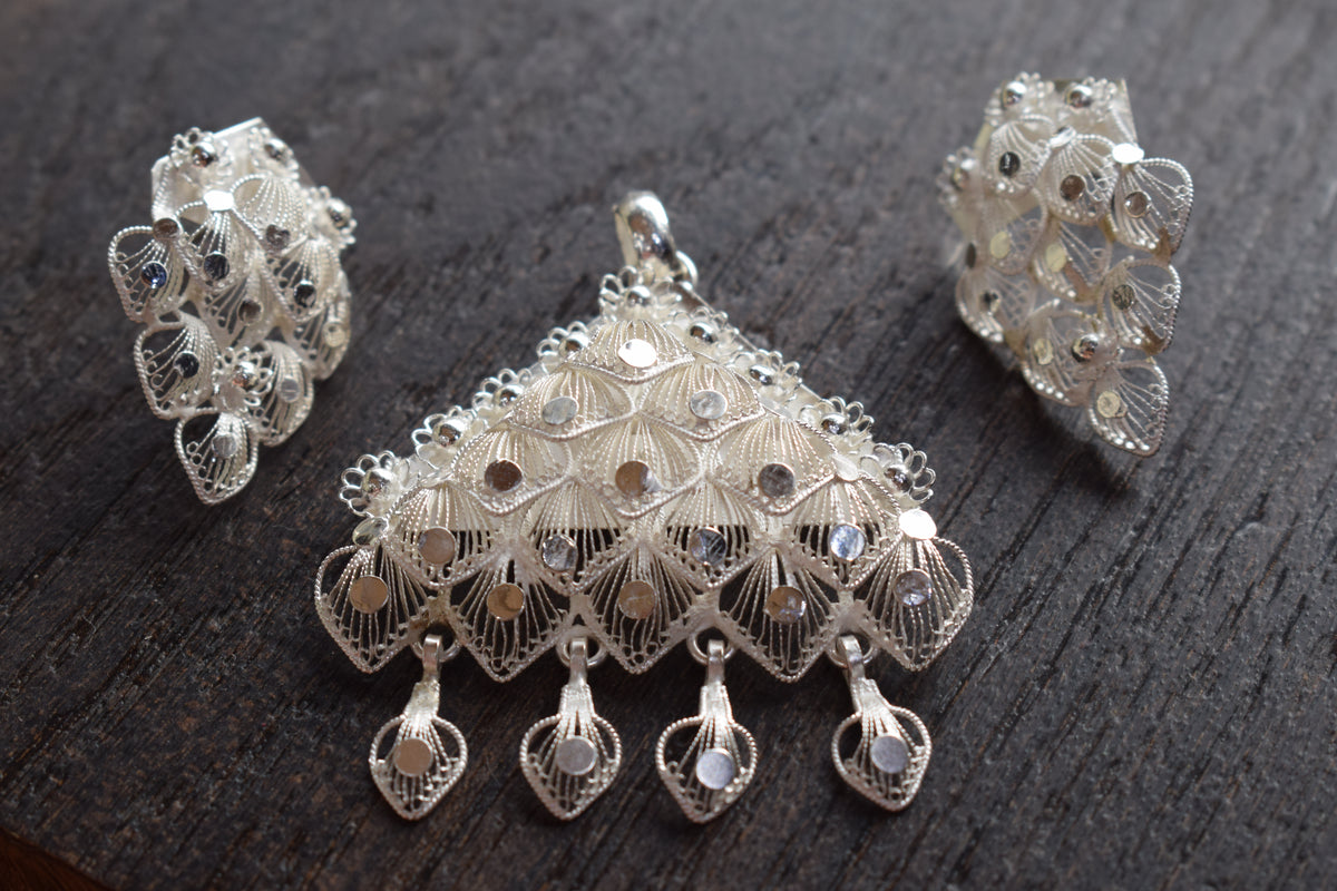 Silver Filigree Peacock Pendant Set