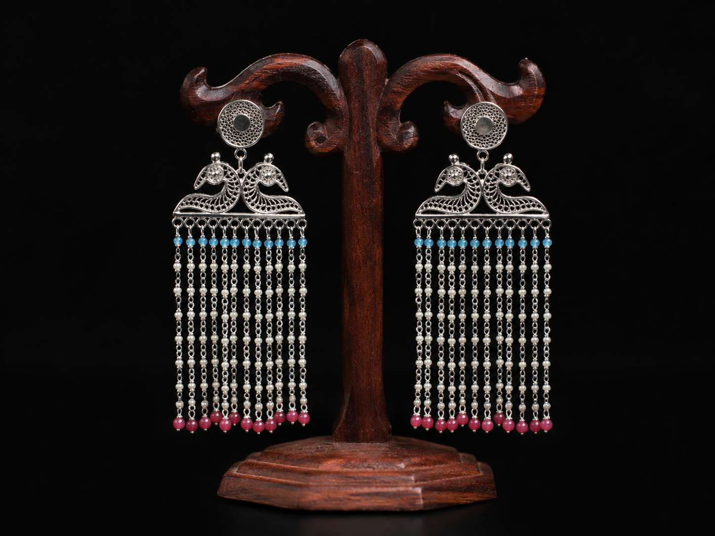 925 Silver Peacock Filigree Pearl & Beaded Dangling Earrings - detail of the filigree wirework