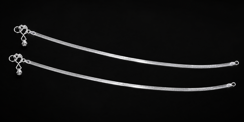 925 Sterling Silver Herringbone Chain Anklet for Women - detail of the filigree wirework