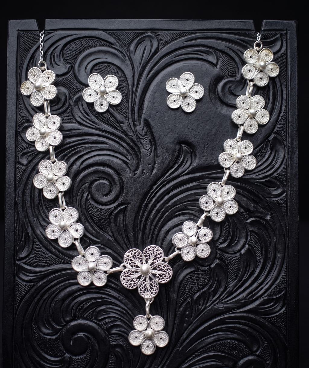 Silver Blossom Filigree Necklace Set - front view