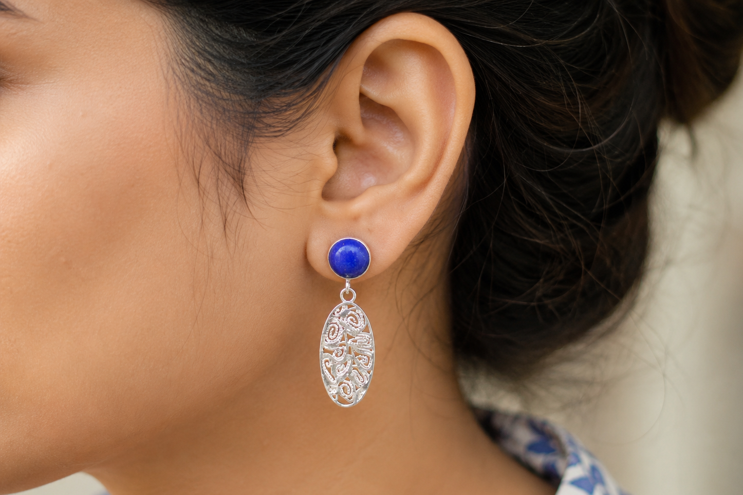 925 Sterling Silver Filigree Oval Drop Earrings with Royal Blue Stone