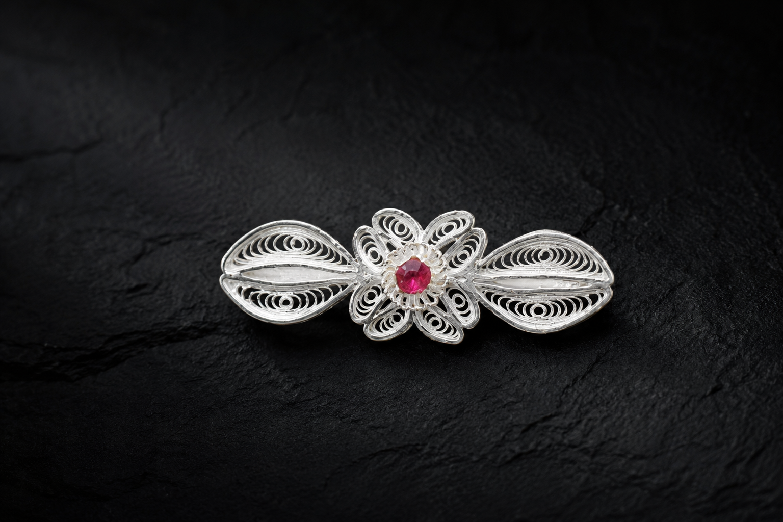 Blooming Filigree Floral Silver Brooch