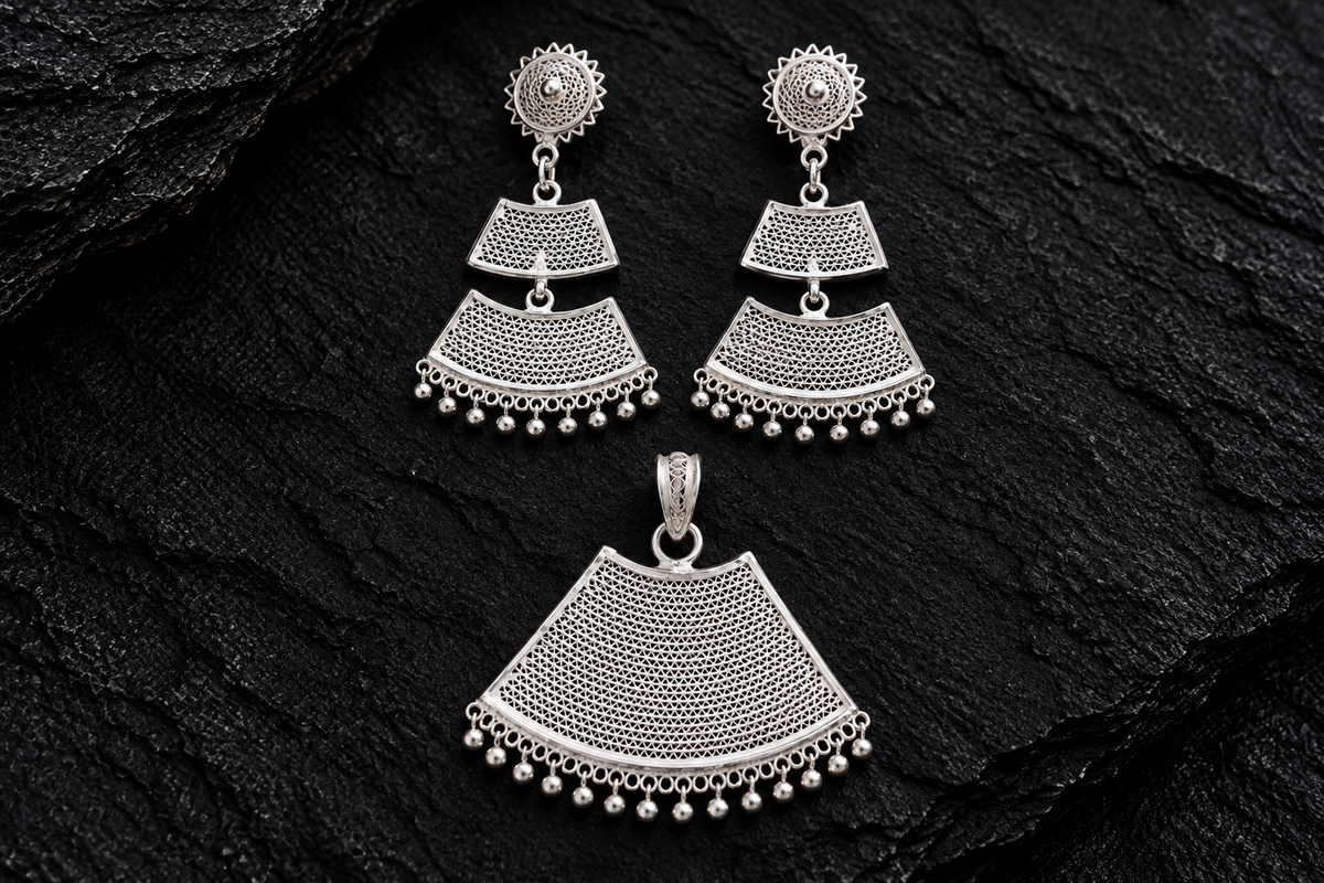 925 Sterling Silver Traditional Filigree Pendant & Earring Set