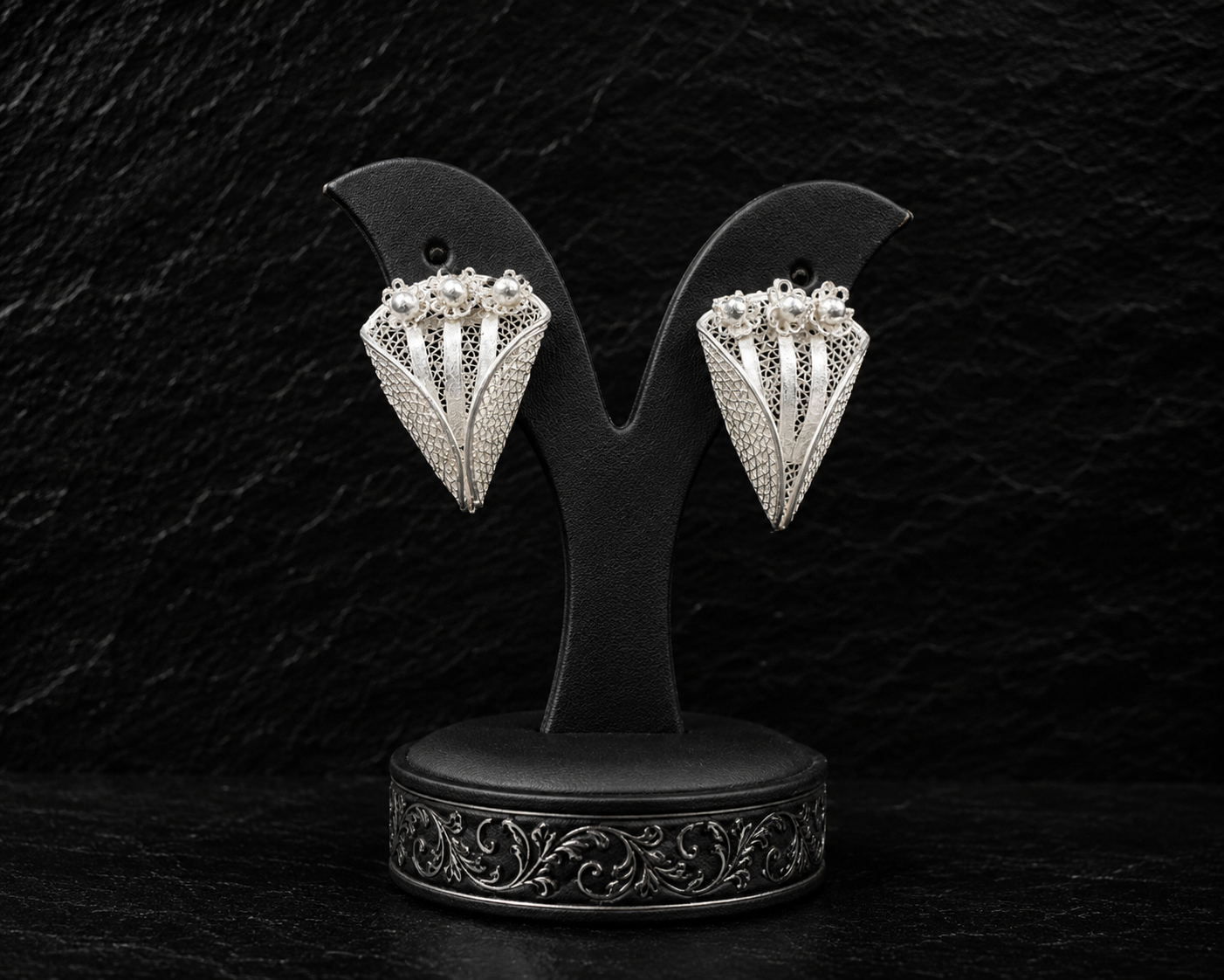 925 Sterling Silver Filigree Bloom Stud Earrings