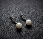 Elegance Square Pearl Drop Earrings